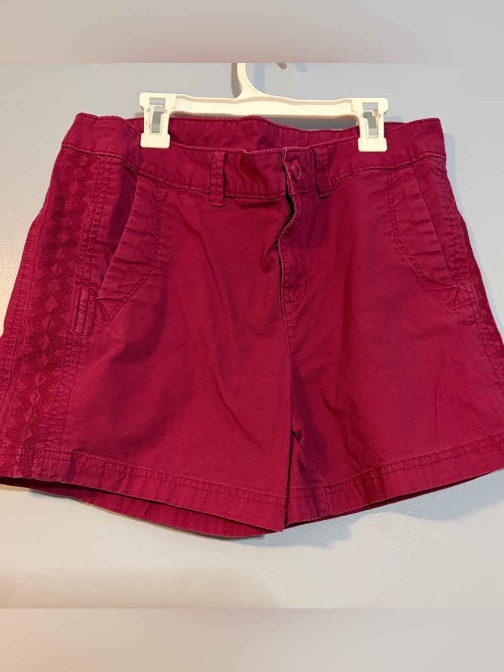 Eddie Bauer Berry Pink Women’s Casual Shorts